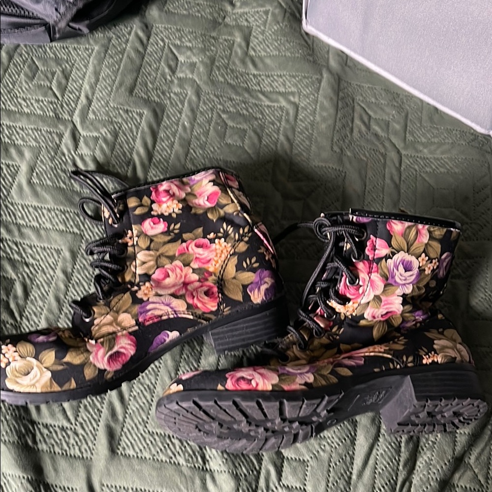 Floral Lace-Up Ankle Boots - Black and Pink